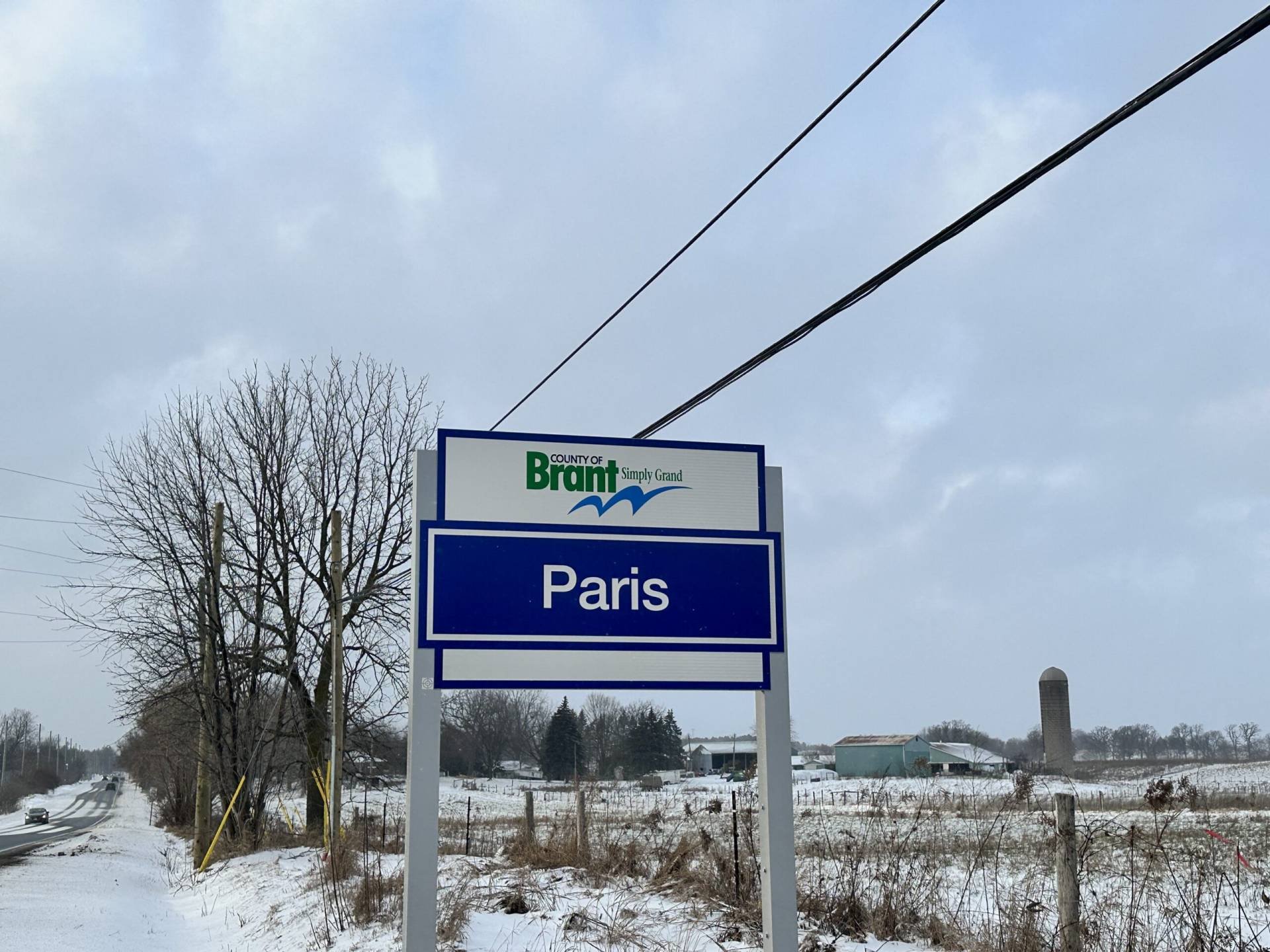 Paris, Brant Highway sign board